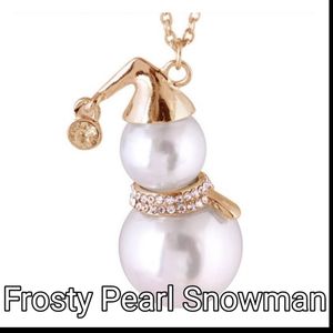 Rose Gold Pltd Frosted Pearl Snowman Pendant Necklace